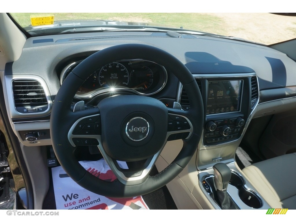 2017 Grand Cherokee Limited 4x4 - Diamond Black Crystal Pearl / Black/Light Frost Beige photo #7