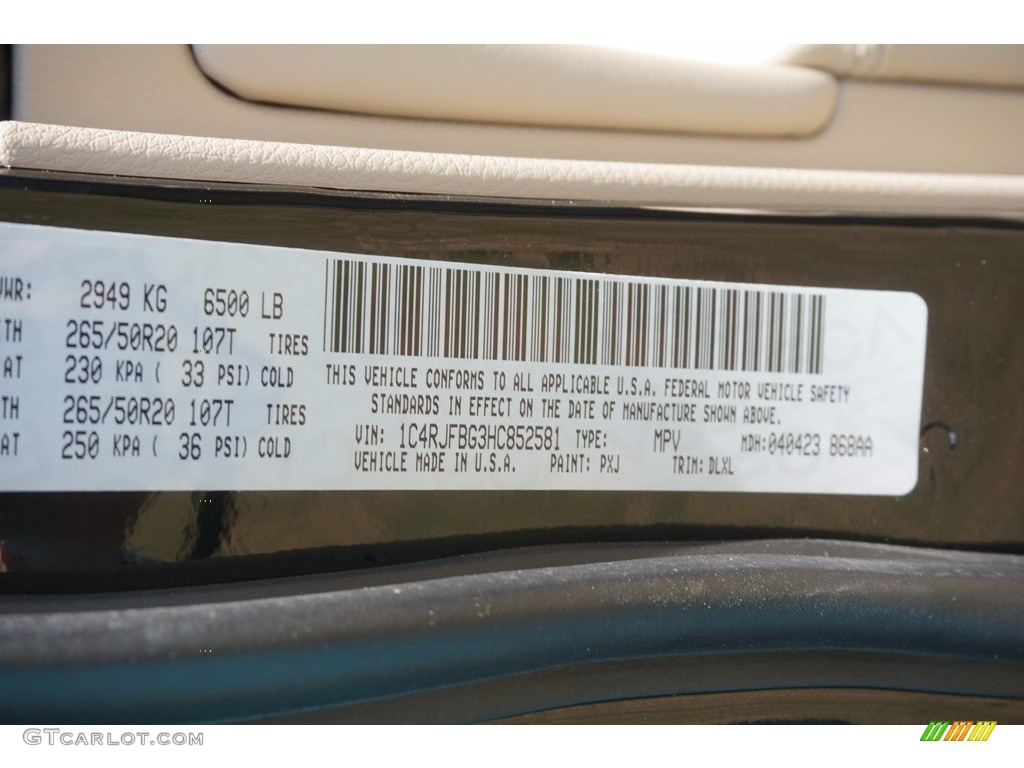 2017 Grand Cherokee Limited 4x4 - Diamond Black Crystal Pearl / Black/Light Frost Beige photo #10