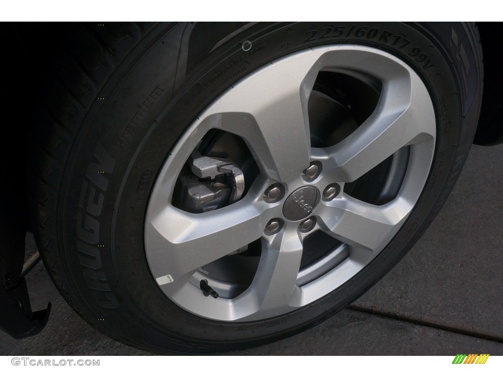 2017 Jeep Compass Latitude Wheel Photo #120113373