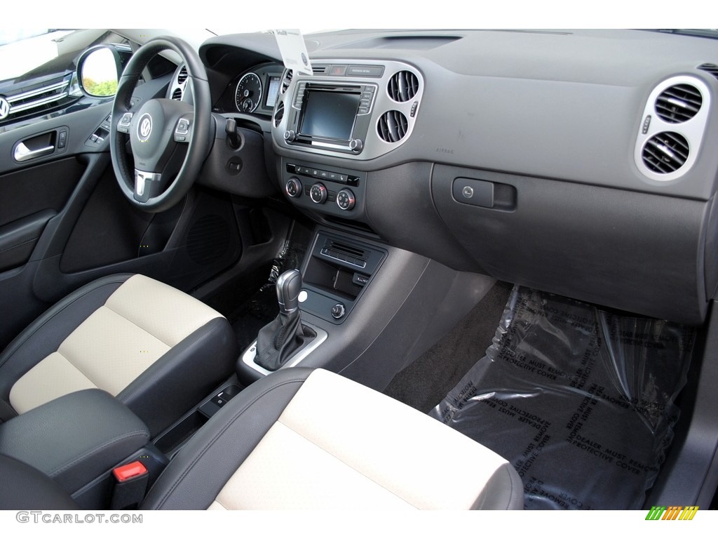 2017 Volkswagen Tiguan Wolfsburg Dashboard Photos