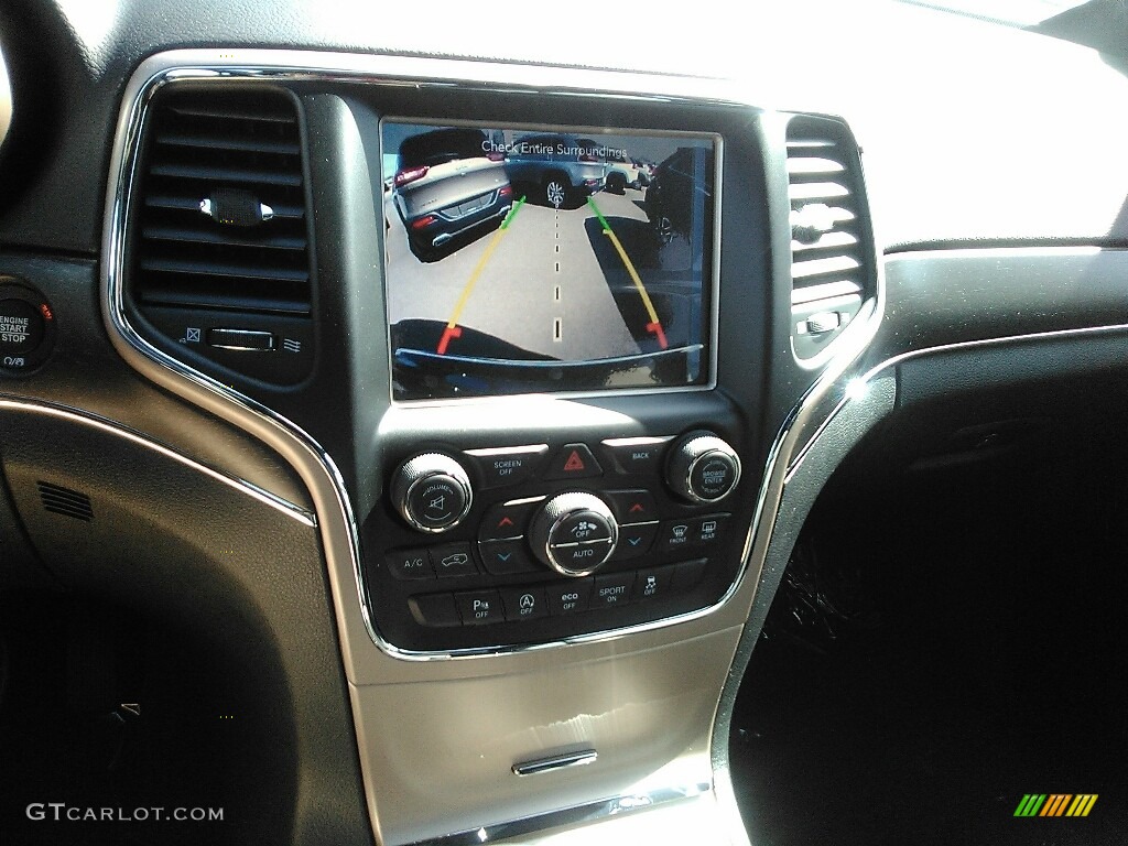 2017 Grand Cherokee Limited 4x4 - Diamond Black Crystal Pearl / Black photo #8