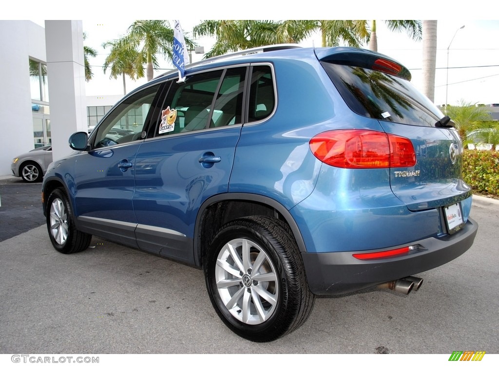 2017 Tiguan Wolfsburg - Pacific Blue Metallic / Sandstone photo #7