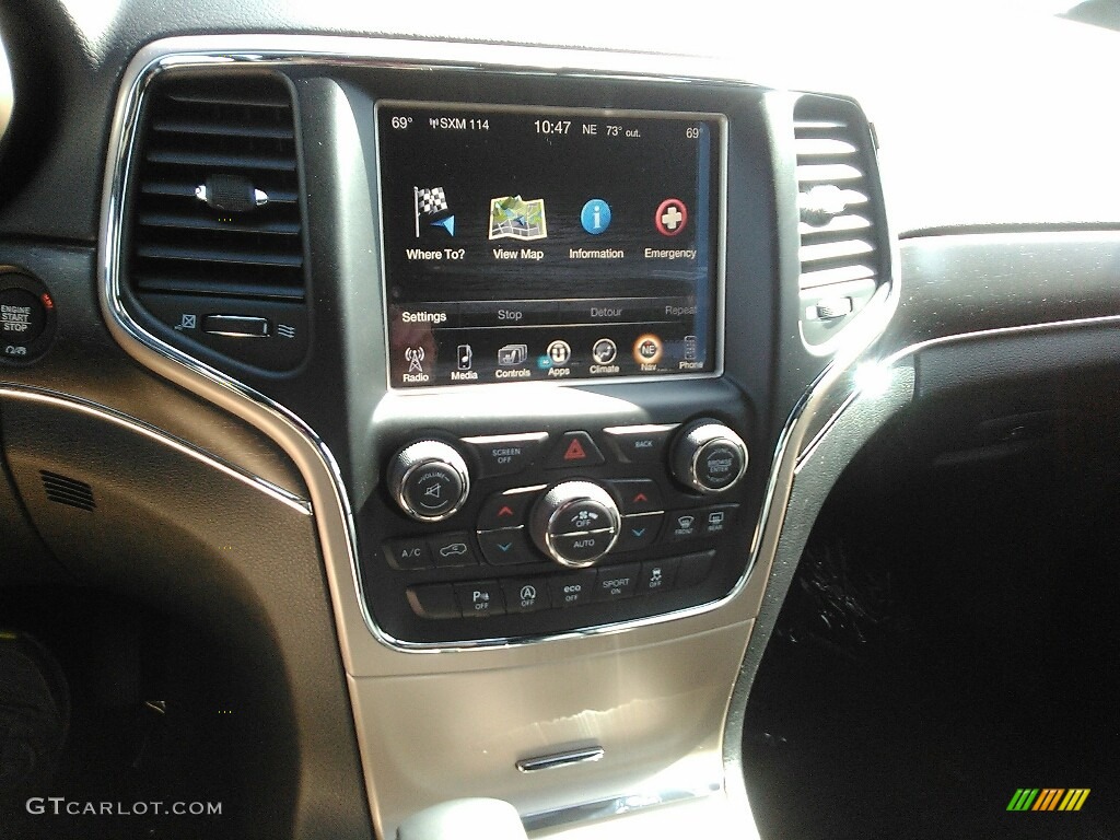 2017 Grand Cherokee Limited 4x4 - Diamond Black Crystal Pearl / Black photo #10