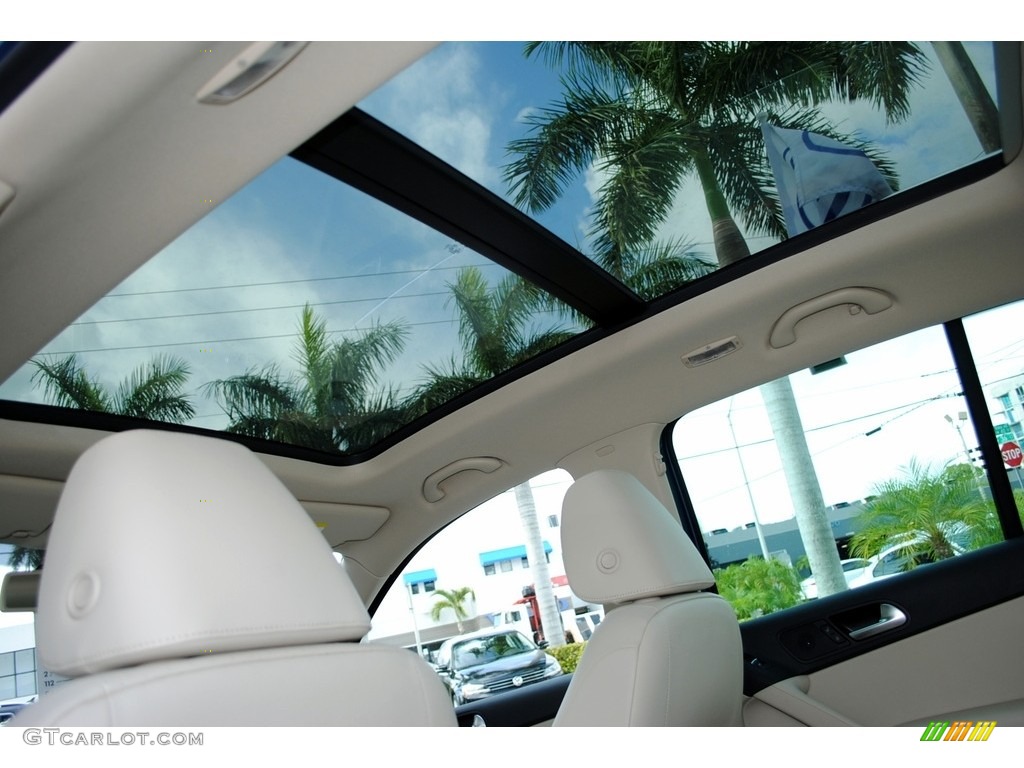 2017 Volkswagen Tiguan Wolfsburg Sunroof Photos