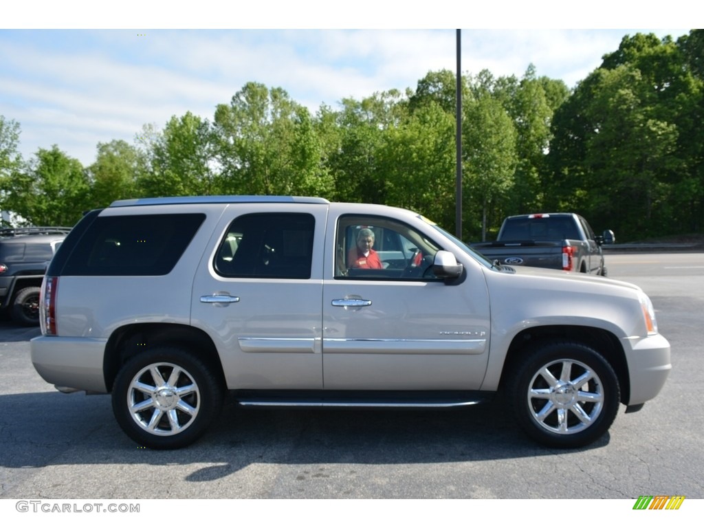 2008 Yukon Denali AWD - Gold Mist Metallic / Cocoa/Light Cashmere photo #2