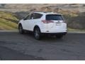 Super White - RAV4 LE Photo No. 3