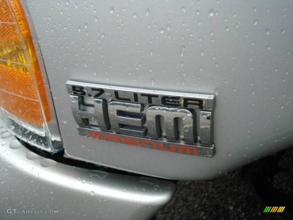 2004 Ram 1500 SLT Quad Cab 4x4 - Bright Silver Metallic / Dark Slate Gray photo #23