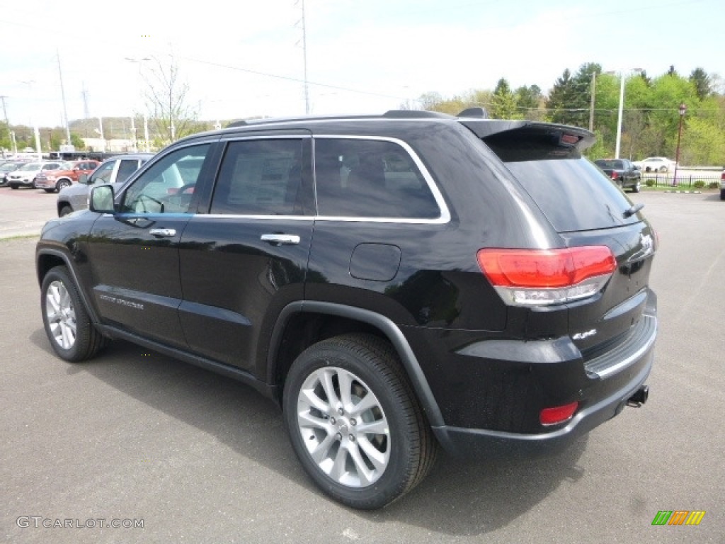 2017 Grand Cherokee Limited 4x4 - Diamond Black Crystal Pearl / Black photo #3