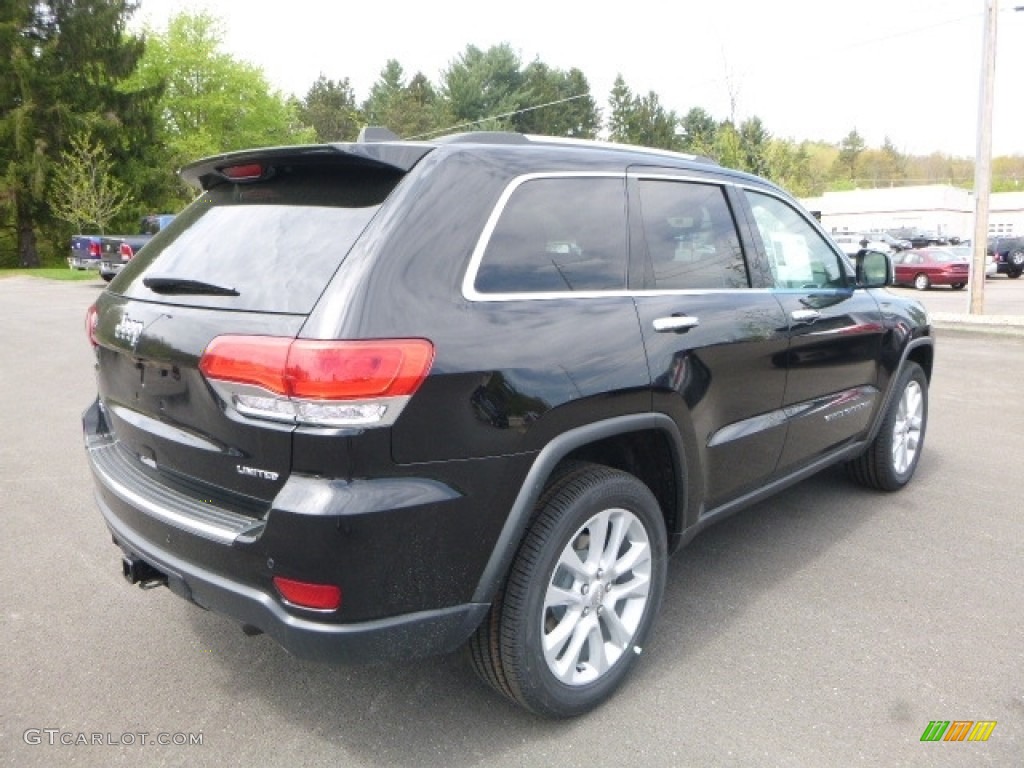 2017 Grand Cherokee Limited 4x4 - Diamond Black Crystal Pearl / Black photo #5