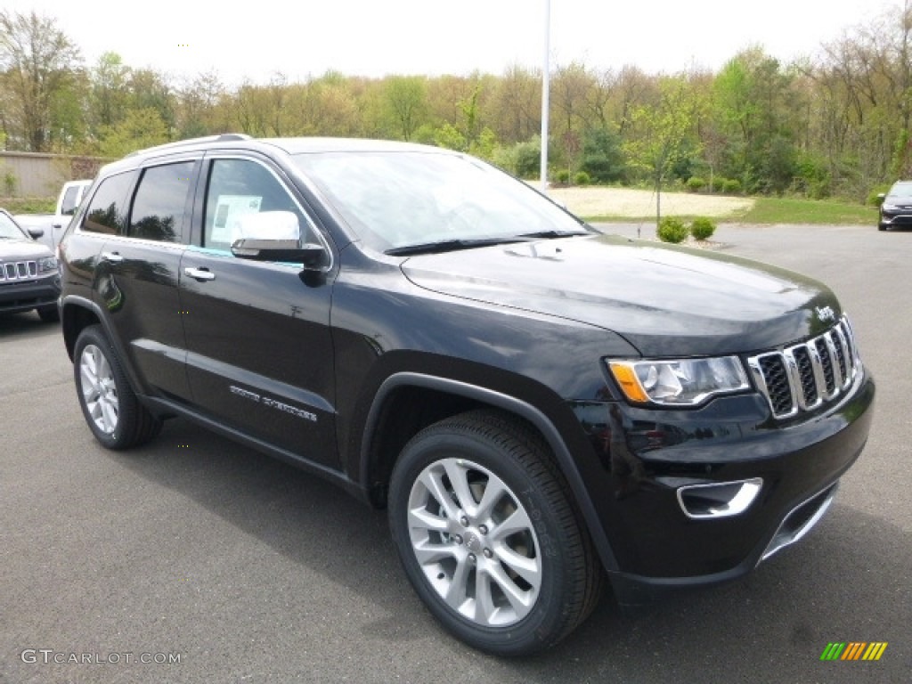 2017 Grand Cherokee Limited 4x4 - Diamond Black Crystal Pearl / Black photo #7
