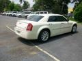 2006 Cool Vanilla Chrysler 300 C HEMI  photo #3