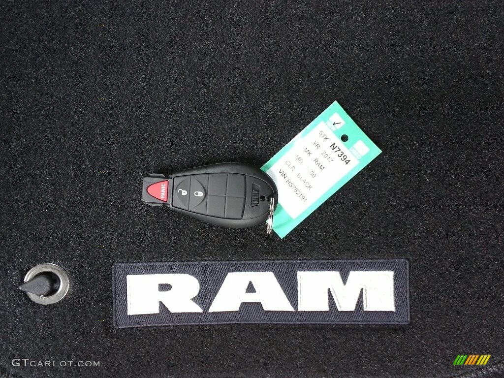 2017 Ram 1500 Express Crew Cab 4x4 Keys Photos