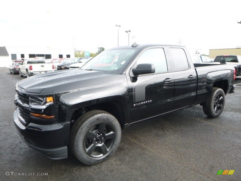 2017 Silverado 1500 Custom Double Cab 4x4 - Black / Dark Ash/Jet Black photo #1