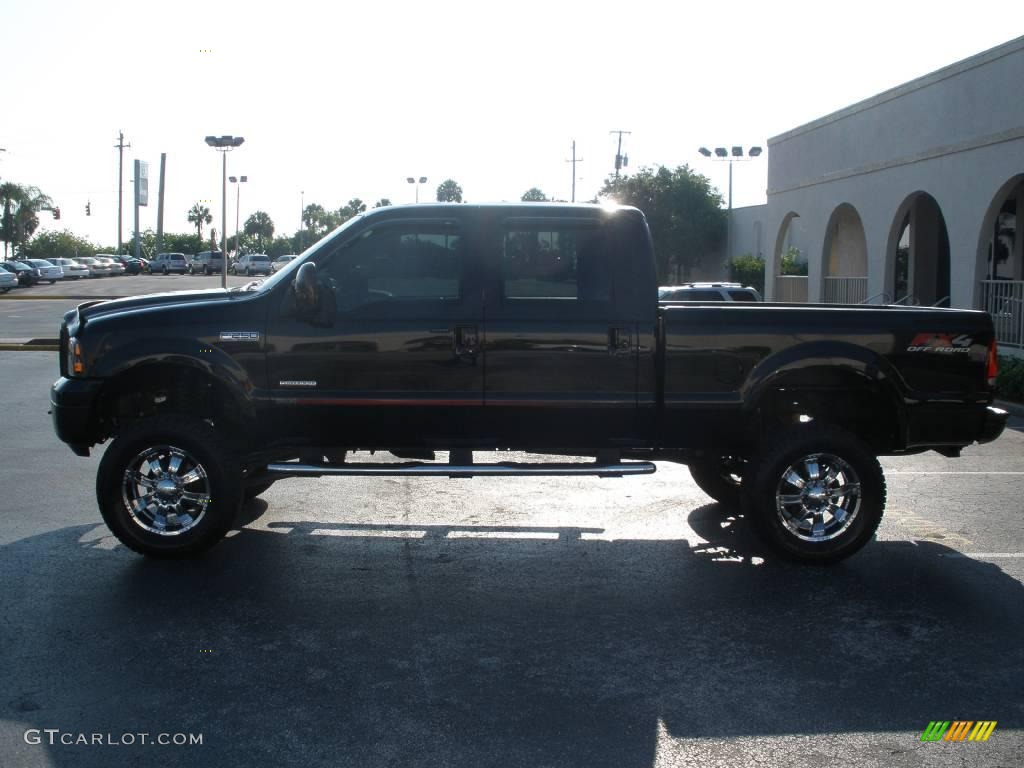 2007 F250 Super Duty Lariat Outlaw Crew Cab 4x4 - Black / Black/Red Leather photo #27