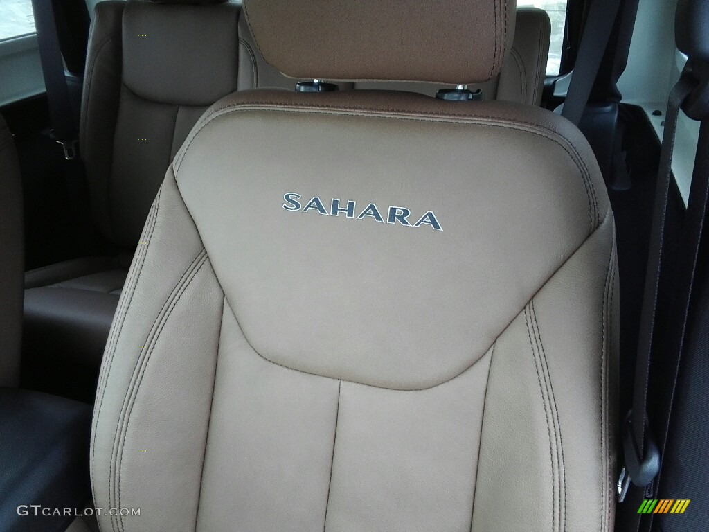 2017 Wrangler Sahara 4x4 - Black / Black/Dark Saddle photo #30