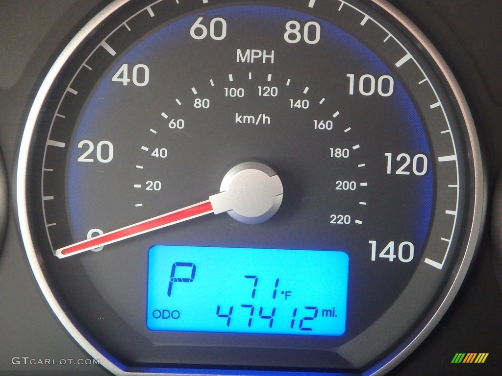 2010 Santa Fe GLS 4WD - Pearl White / Gray photo #25