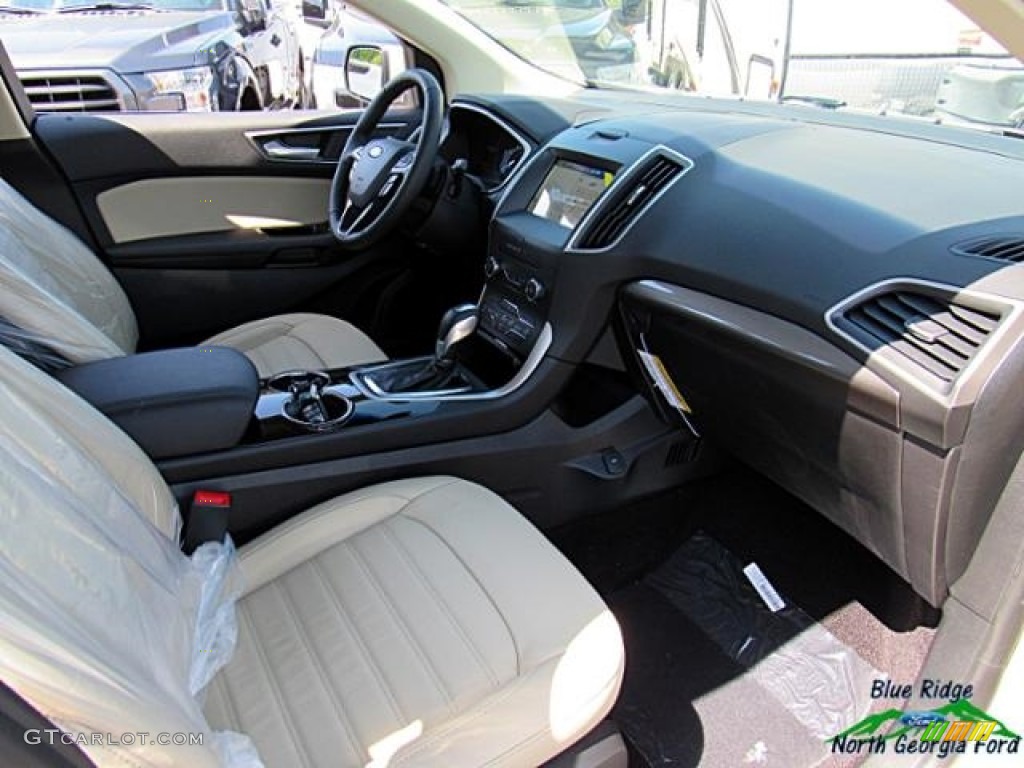 2017 Edge SEL - White Gold Metallic / Dune photo #32