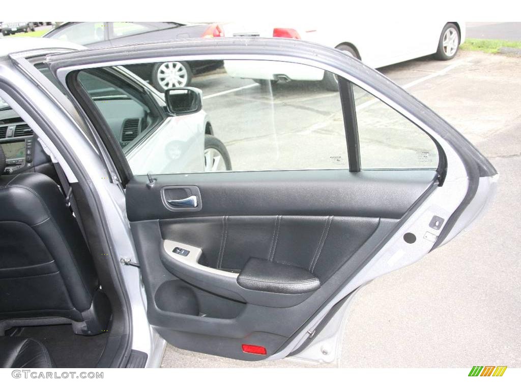 2006 Accord EX-L V6 Sedan - Alabaster Silver Metallic / Black photo #16