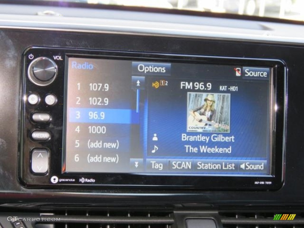 2018 Toyota C-HR XLE Navigation Photo #120151607