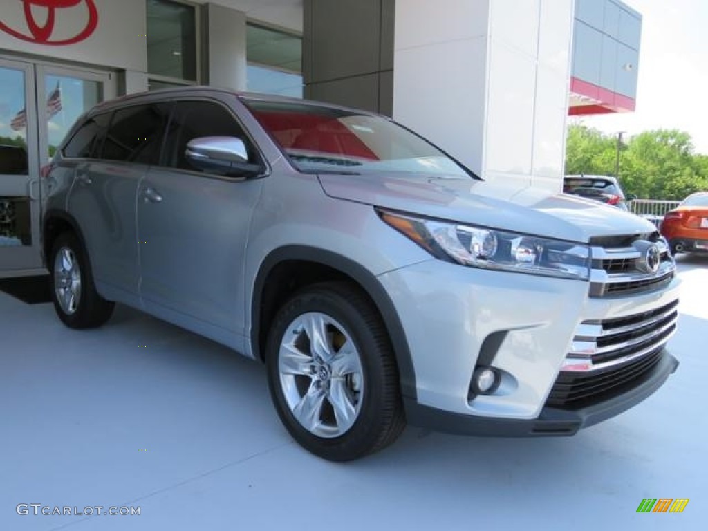 Celestial Silver Metallic Toyota Highlander