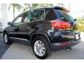 Deep Black Pearl - Tiguan Wolfsburg Photo No. 7