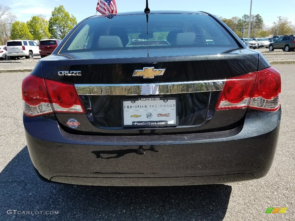 2014 Cruze LS - Black Granite Metallic / Jet Black/Medium Titanium photo #8