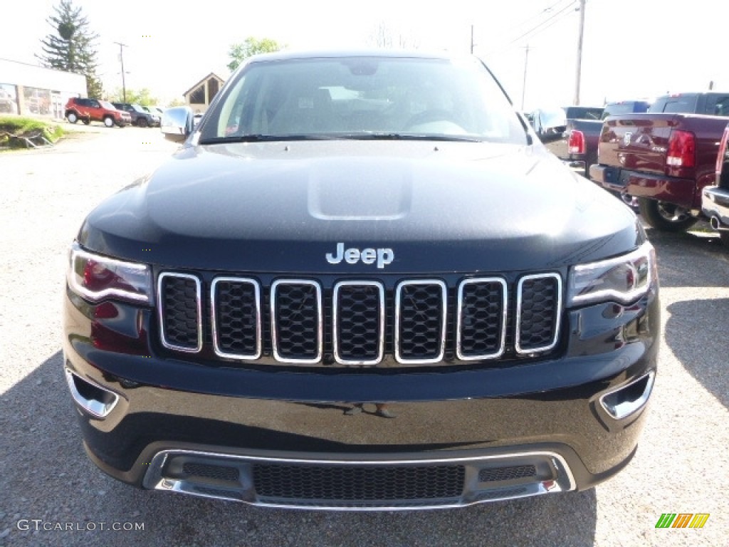 2017 Grand Cherokee Limited 4x4 - Diamond Black Crystal Pearl / Black/Light Frost Beige photo #11