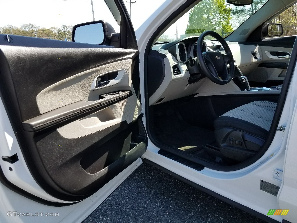 2010 Equinox LS AWD - Summit White / Jet Black/Light Titanium photo #17