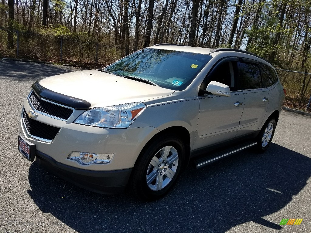 2011 Traverse LT - Gold Mist Metallic / Ebony/Ebony photo #3