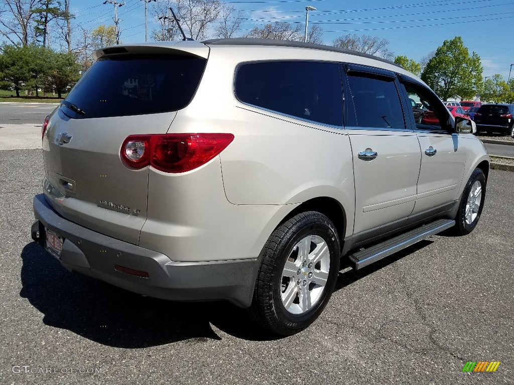 2011 Traverse LT - Gold Mist Metallic / Ebony/Ebony photo #7