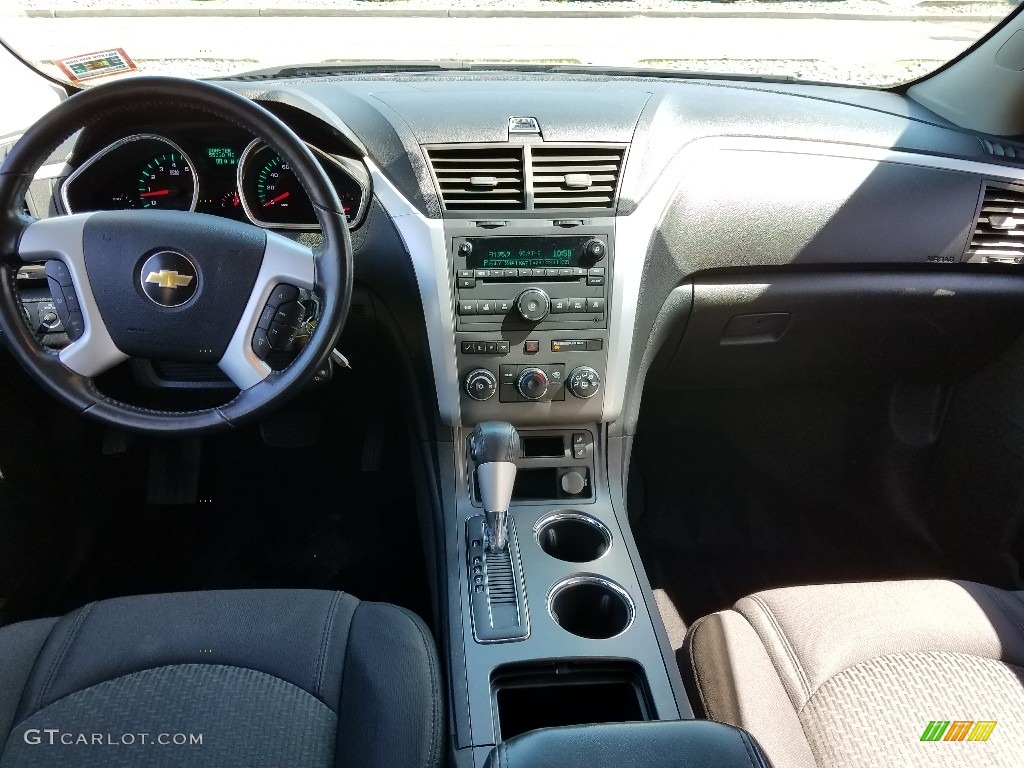2011 Traverse LT - Gold Mist Metallic / Ebony/Ebony photo #13