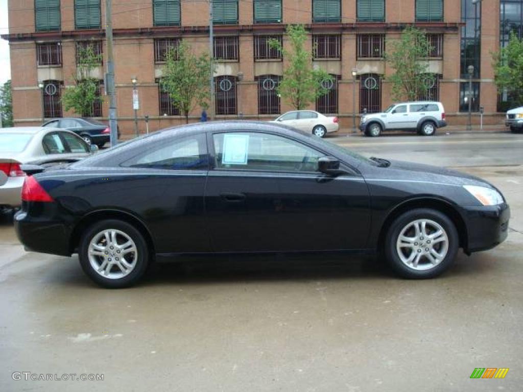 2007 Accord LX Coupe - Nighthawk Black Pearl / Black photo #5