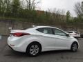 White - Elantra SE Photo No. 4