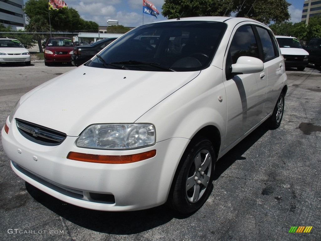 2006 Aveo LS Hatchback - Summit White / Charcoal photo #5