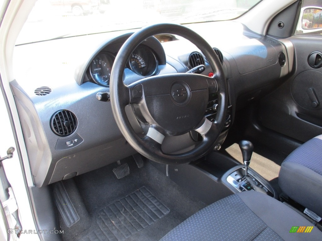 2006 Aveo LS Hatchback - Summit White / Charcoal photo #7