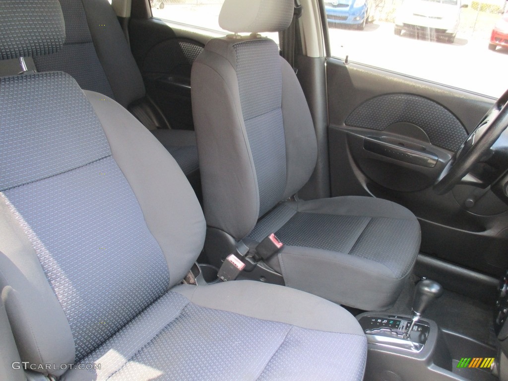 2006 Aveo LS Hatchback - Summit White / Charcoal photo #18