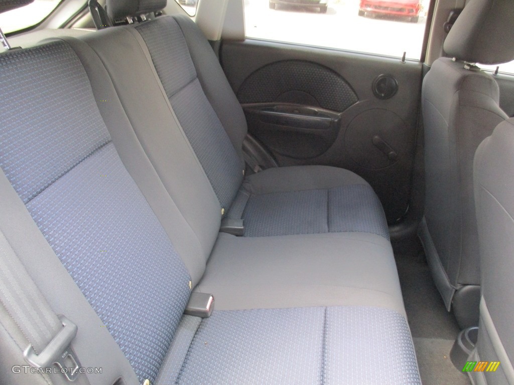 2006 Aveo LS Hatchback - Summit White / Charcoal photo #20
