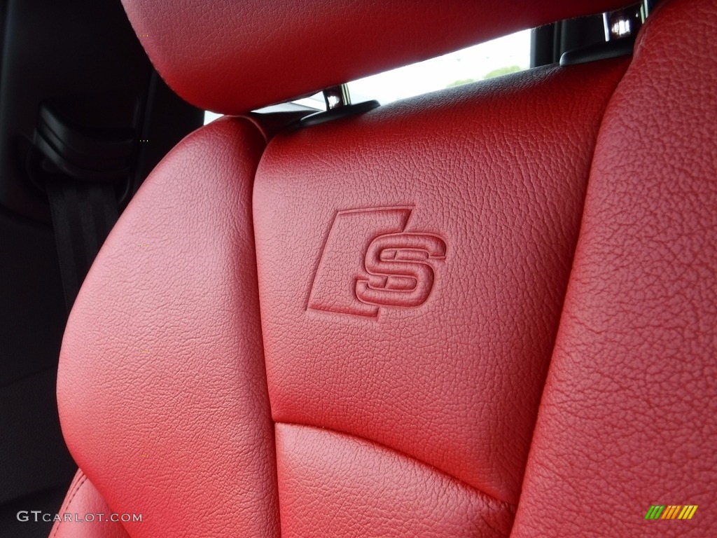 2017 Audi S3 2.0T Premium Plus quattro Marks and Logos Photos