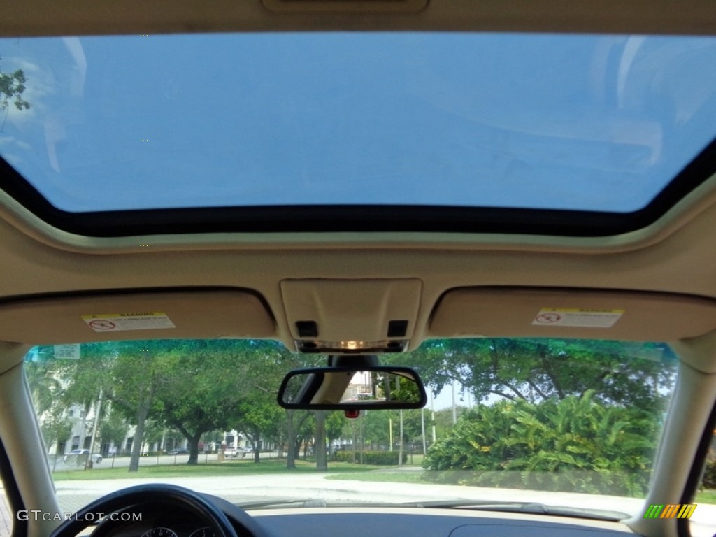 2003 3 Series 330i Sedan - Alpine White / Sand photo #2