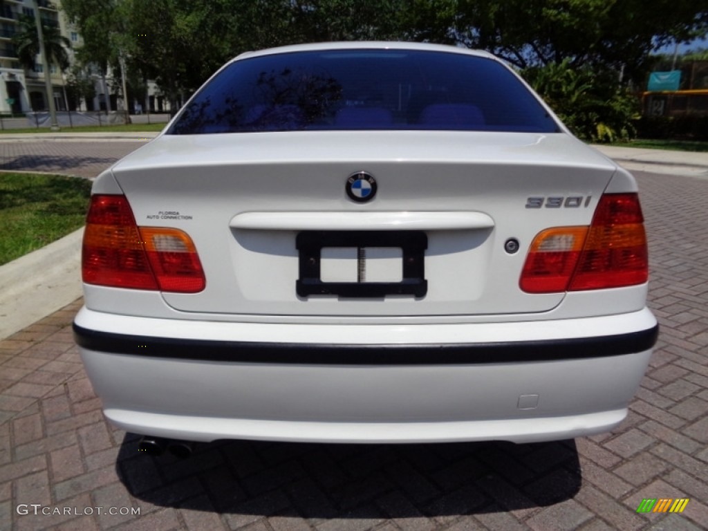 2003 3 Series 330i Sedan - Alpine White / Sand photo #8