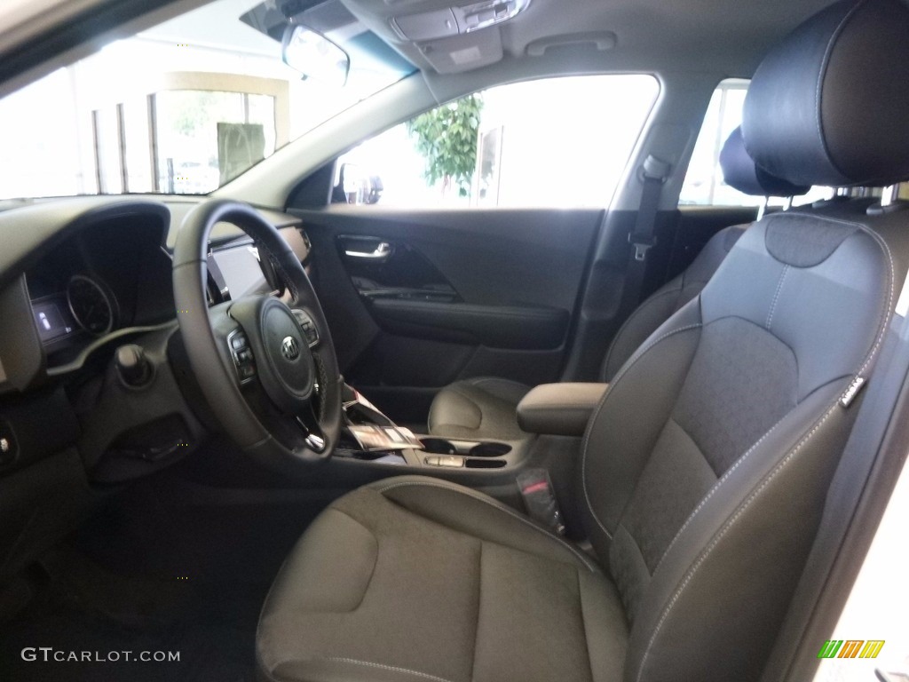 2017 Kia Niro Touring Hybrid Front Seat Photos