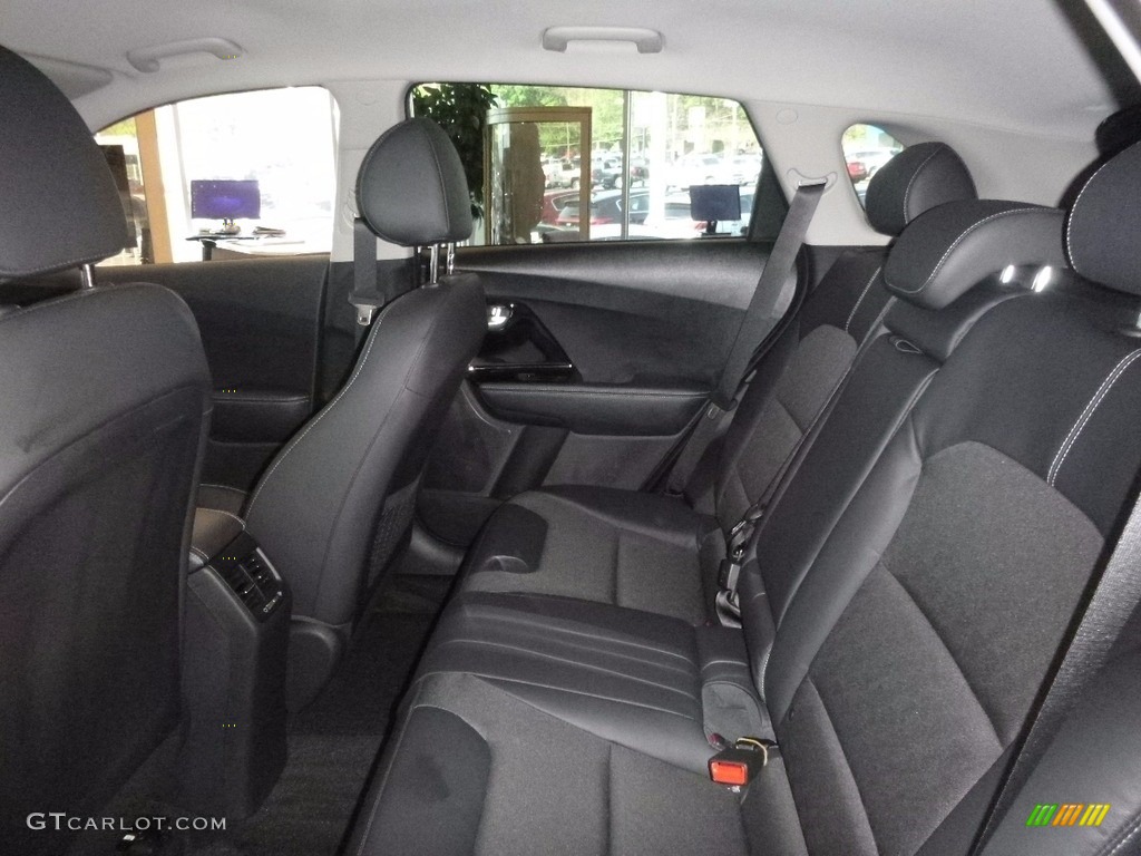 Charcoal Interior 2017 Kia Niro Touring Hybrid Photo #120175814