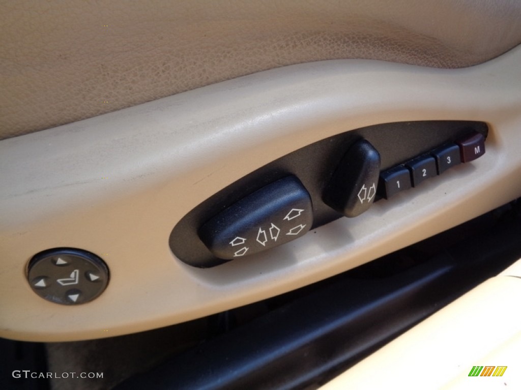 2003 3 Series 330i Sedan - Alpine White / Sand photo #13