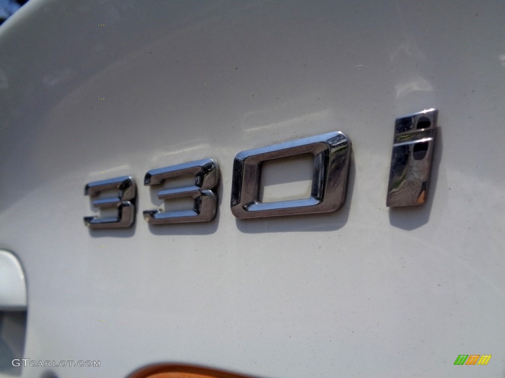 2003 3 Series 330i Sedan - Alpine White / Sand photo #29