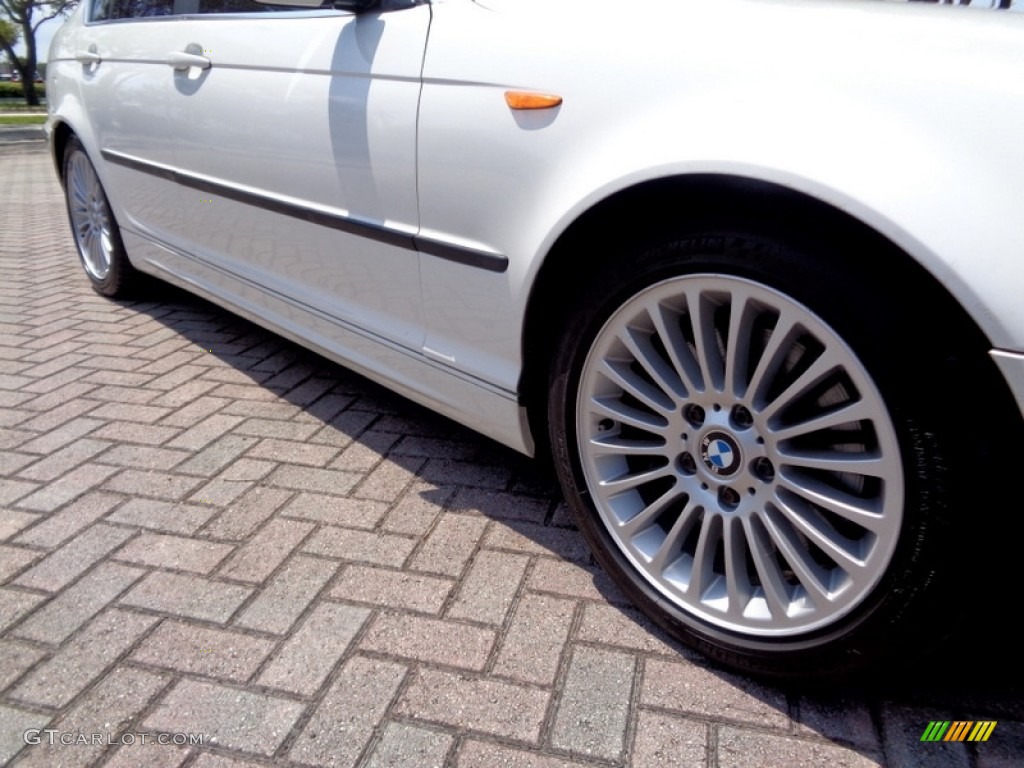 2003 3 Series 330i Sedan - Alpine White / Sand photo #31