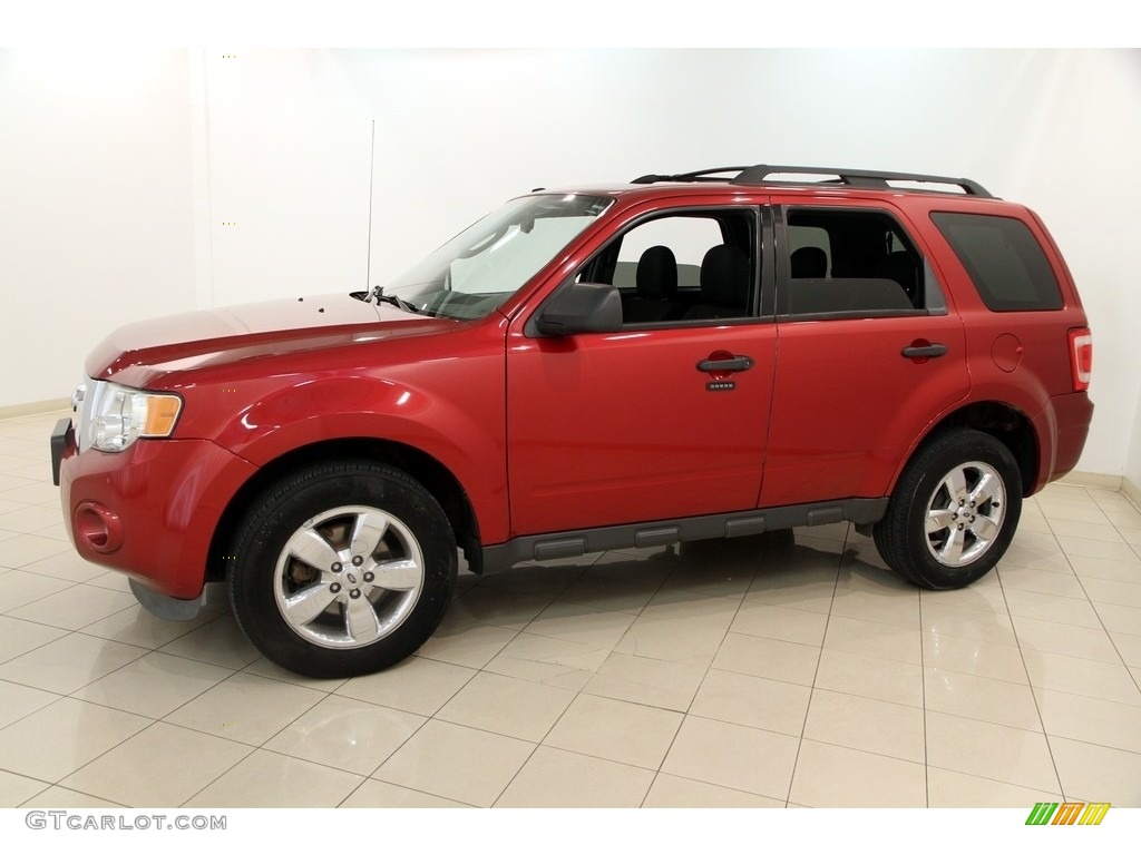 2009 Escape XLT V6 4WD - Redfire Pearl / Charcoal photo #3