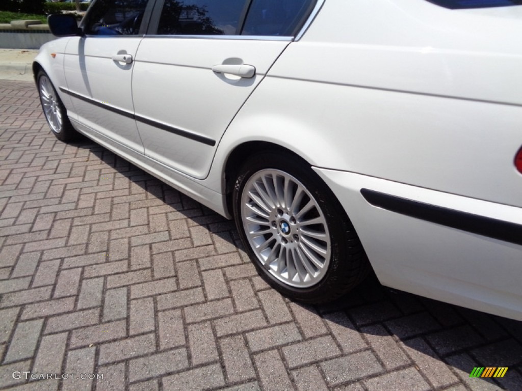 2003 3 Series 330i Sedan - Alpine White / Sand photo #33