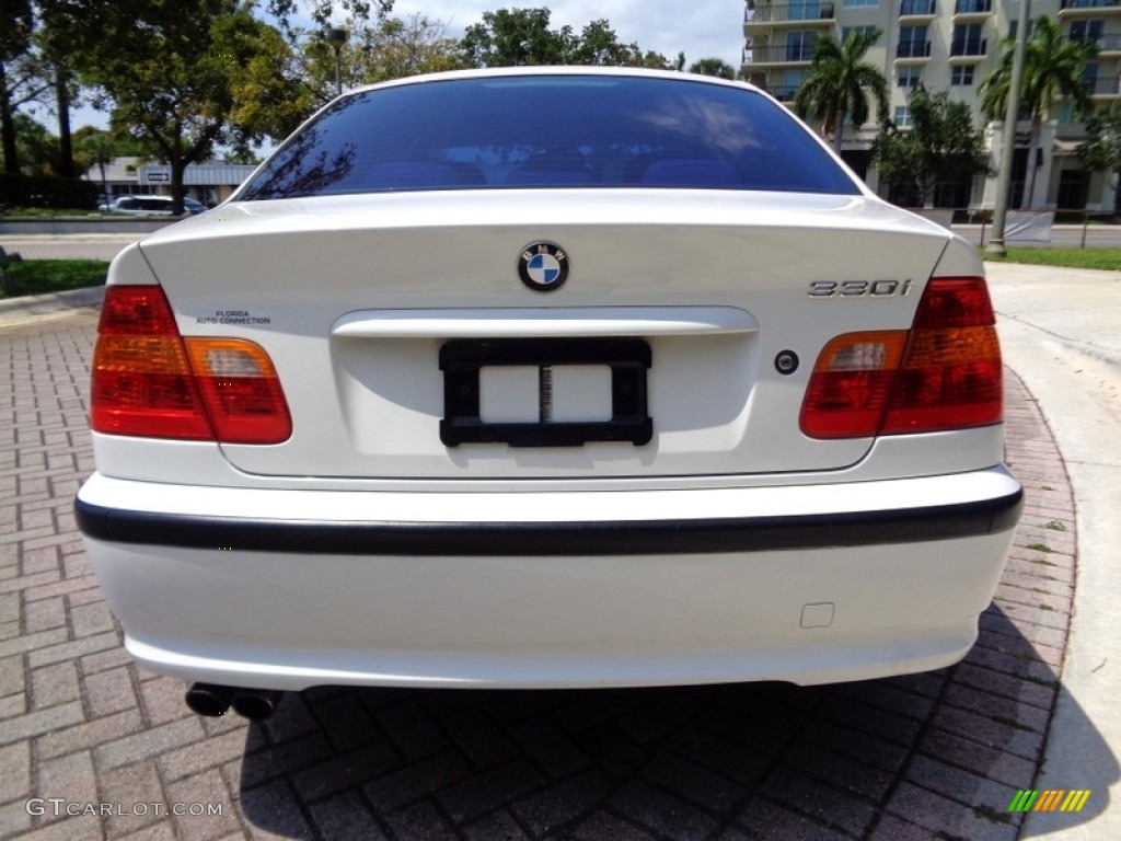 2003 3 Series 330i Sedan - Alpine White / Sand photo #48