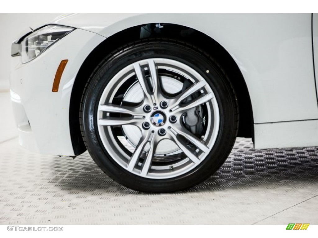 2017 3 Series 330i Sedan - Alpine White / Black photo #9