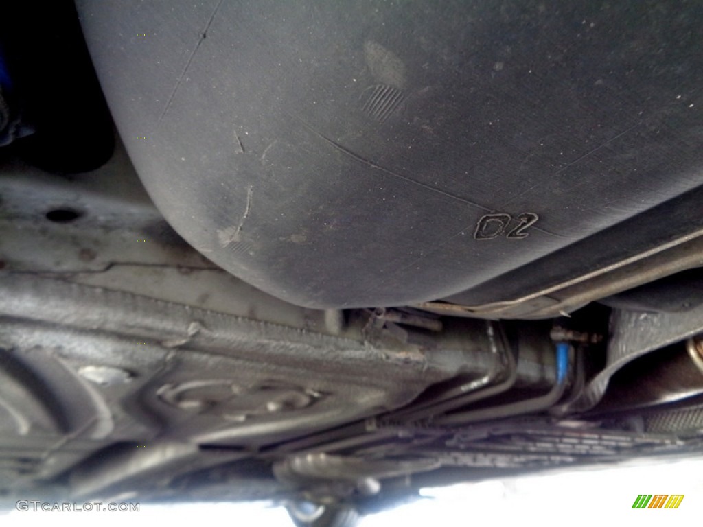 2003 BMW 3 Series 330i Sedan Undercarriage Photo #120177182